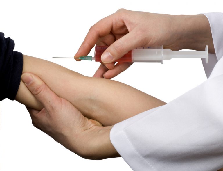 Склеротерапия нижних конечностей. Периферический катетер флекс. В вену нельзя вводить. Угол введения иглы в вену. Угол введения иглы в вену.