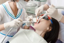 Как лечить зубы при повышенном рвотном рефлексе?